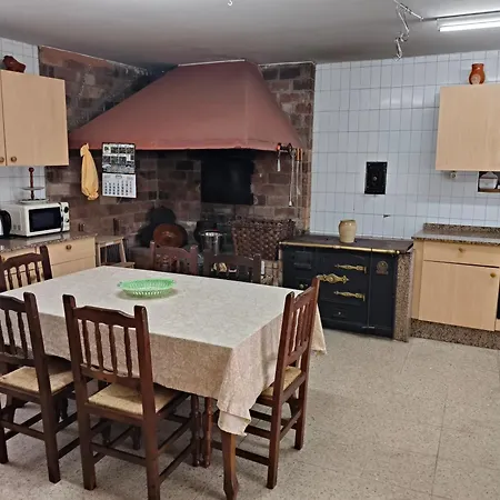 Con Amplio Terreno Privado * Irixoa