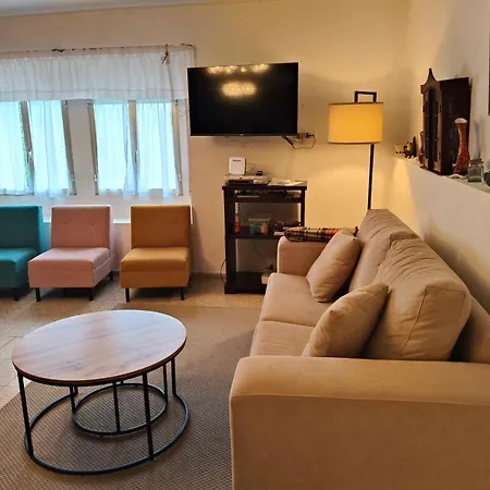 Con Amplio Terreno Privado Irixoa