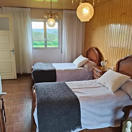 Con Amplio Terreno Privado Сasa de vacaciones Irixoa