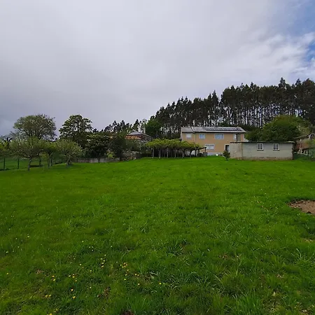 Con Amplio Terreno Privado Сasa de vacaciones Irixoa